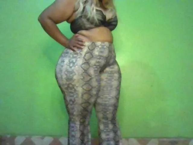 alarah274 on BongaCams 