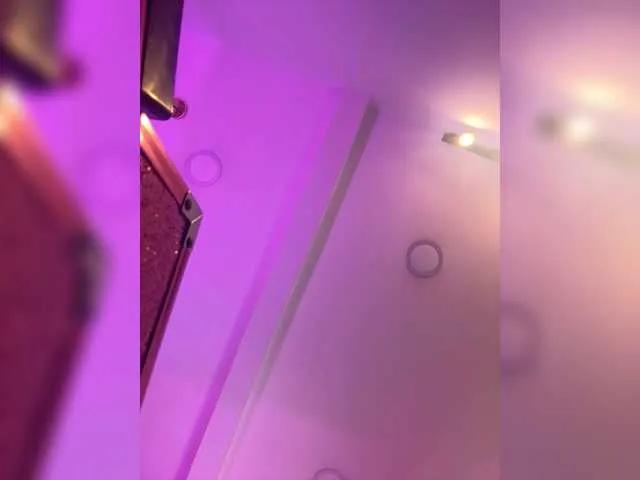 AmyBunnyy on BongaCams