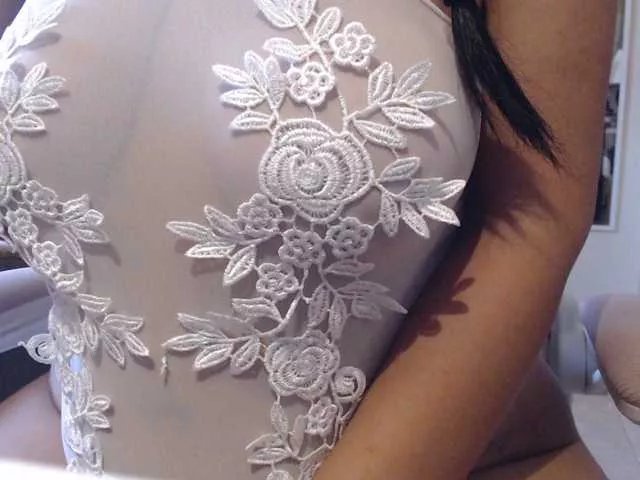 Auri5hot on BongaCams