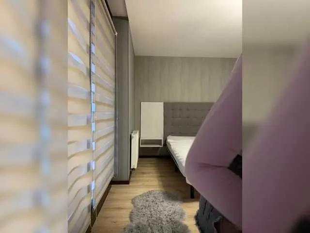 BabyDarii on BongaCams 