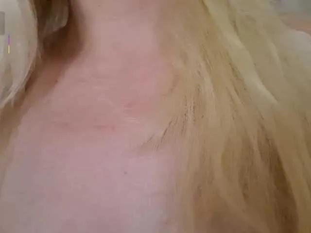 Bella-J on BongaCams 