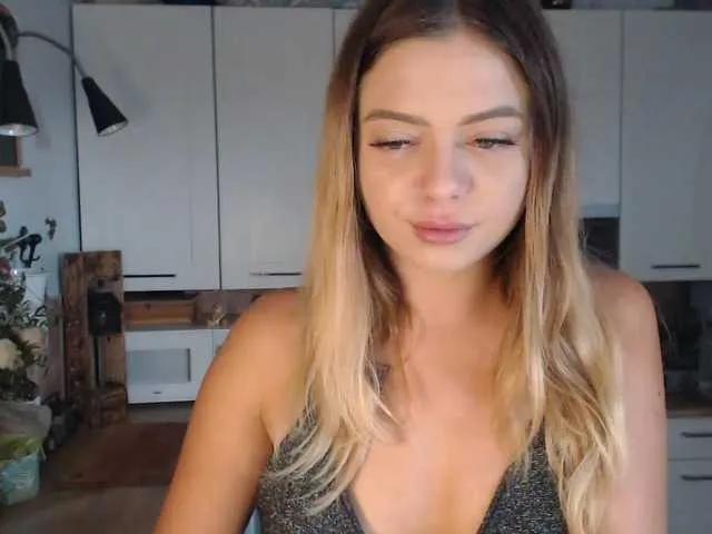 BuffyFire on BongaCams 