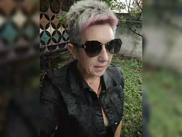 BUSINKA-25 on BongaCams