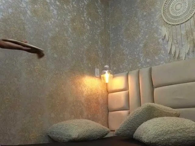 CrystalBrooke3x on BongaCams