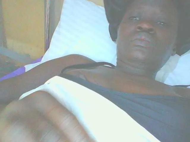 Dollybi1 on BongaCams 