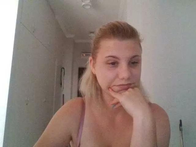 Dollye on BongaCams 