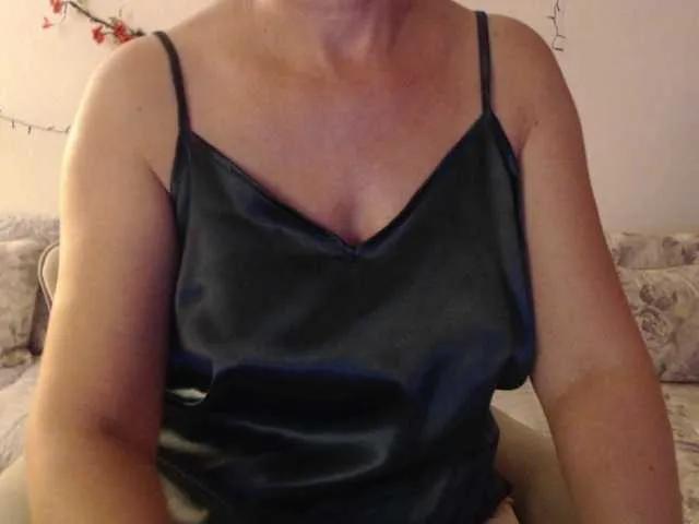 goodSnowQueen on BongaCams