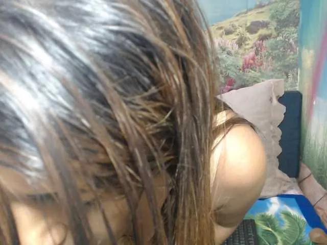 indianaqua on BongaCams 