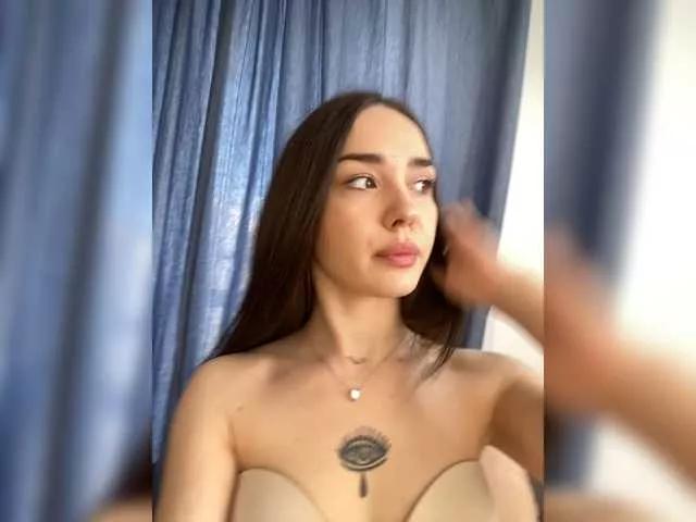 LekfullKitten on BongaCams 