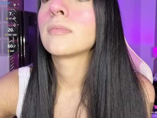 LennaBlair on BongaCams 