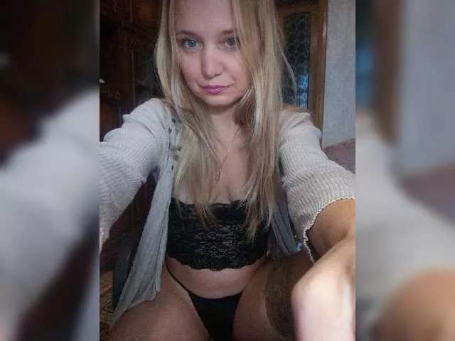 Liilu2929 on BongaCams 