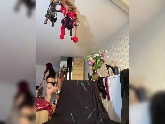 Lina69Goddesssss on BongaCams