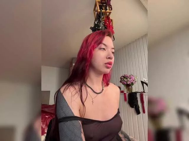 Lina69Goddesssss on BongaCams