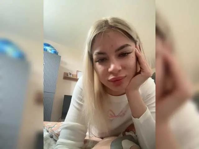 littlbanny on BongaCams