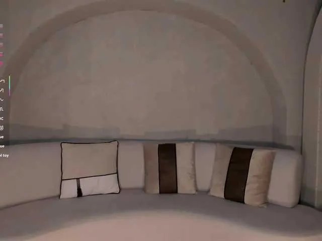 LizzHamilton —   My clothes are getting in the way, come and we play to take them off  Goal: Fuck Tits +  Fingering Pussy   @sofar  @total Tokens IG @Lizz_HamiltonX 