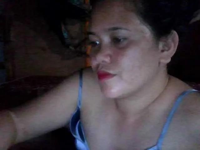 LovelyShaxxx3 on BongaCams