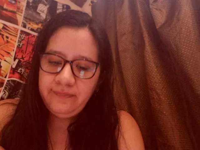 lucyLUxxx — Freechat on BongaCams