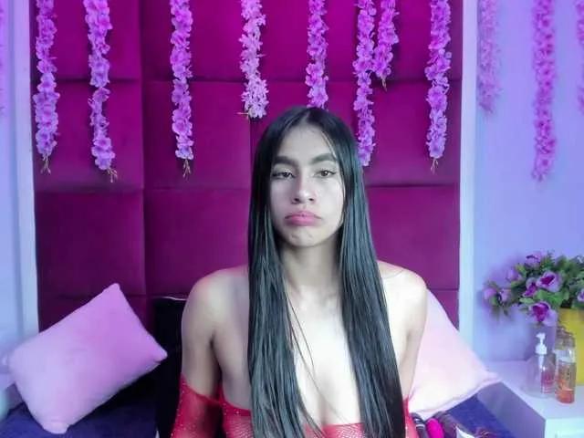 MiaaDavis on BongaCams 