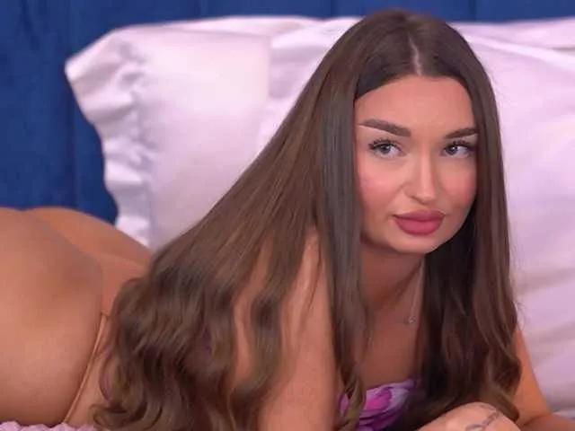 MillaSerene on BongaCams 