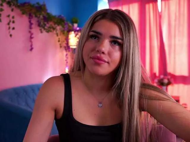 SaraMiretti on BongaCams 