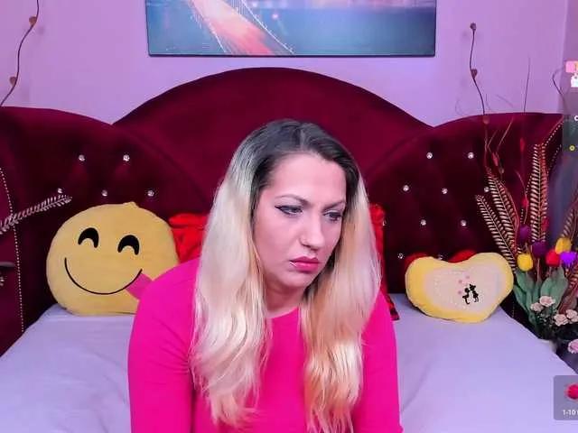 Sensualass77 on BongaCams 