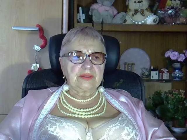 SweetCherry00 on BongaCams