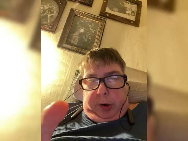 WetTightKitty68 on BongaCams 