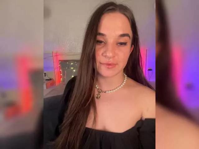 WhoreMira on BongaCams 