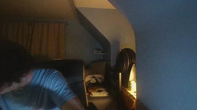 44Alexthebard44 on Cam4