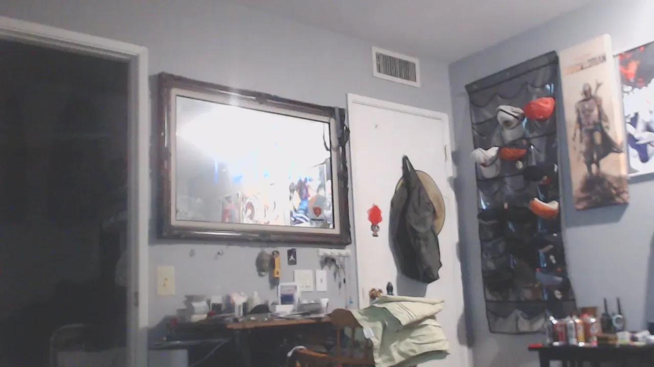 Adambombz717 on Cam4 