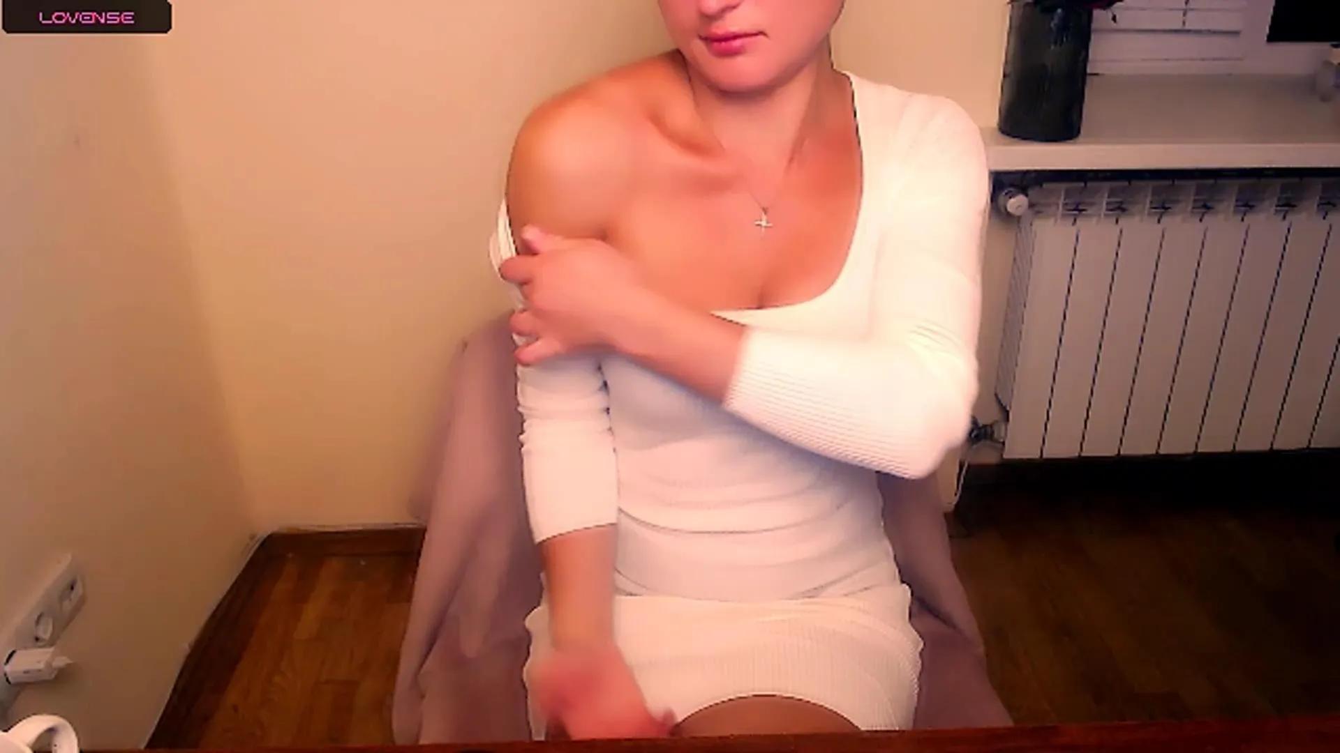 AlexisCrystal_ on Cam4