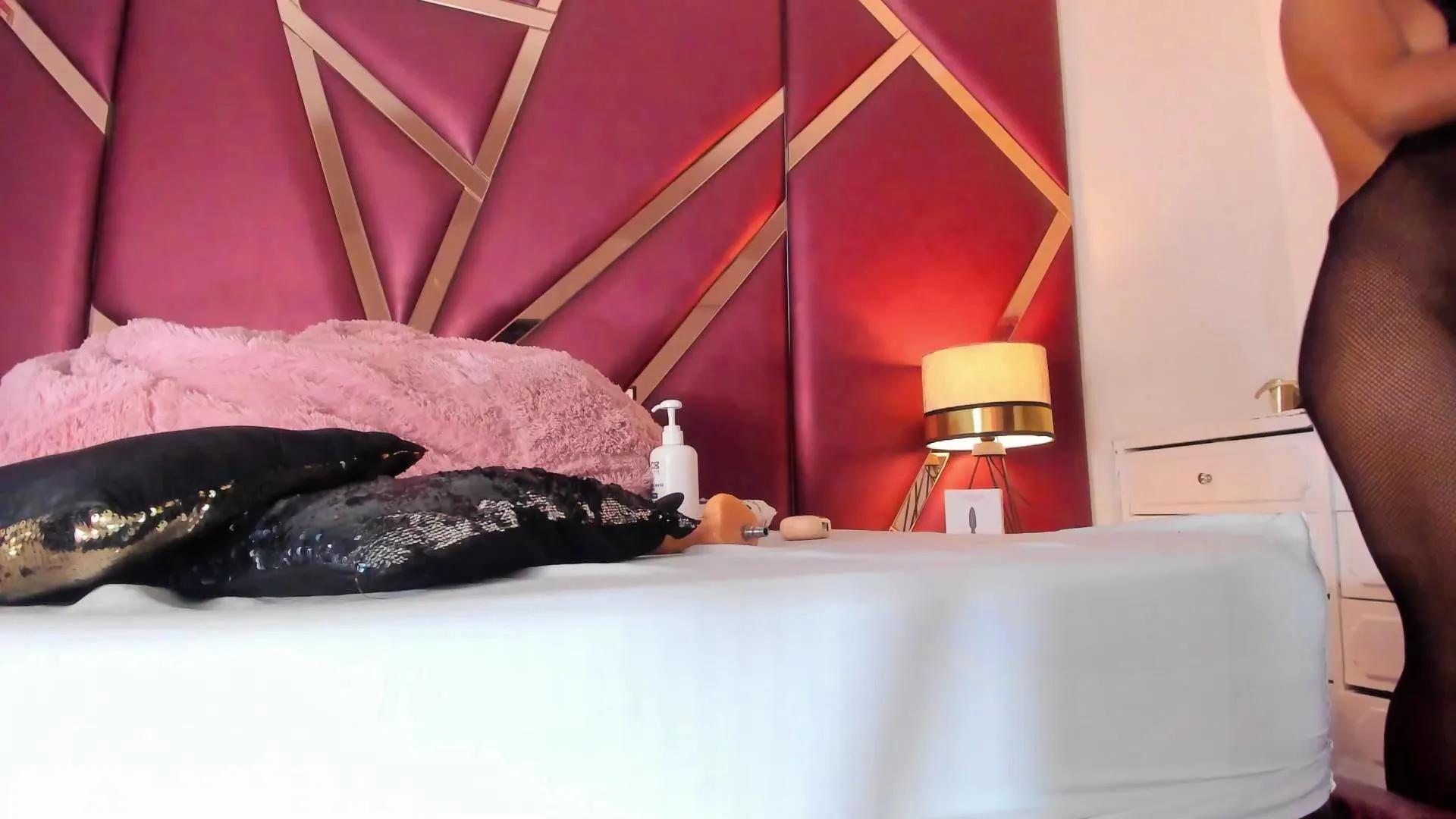 AnaHerrera on Cam4