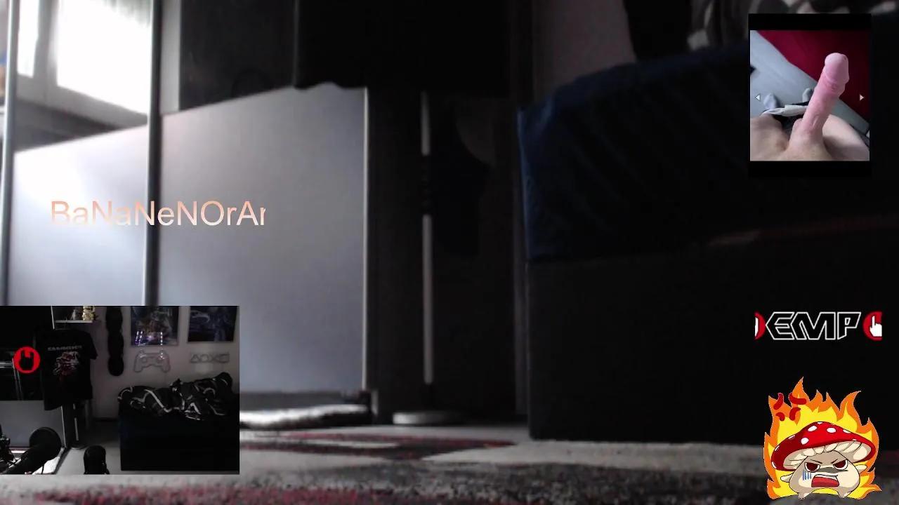 BaNaNeNOrAnGeN on Cam4 