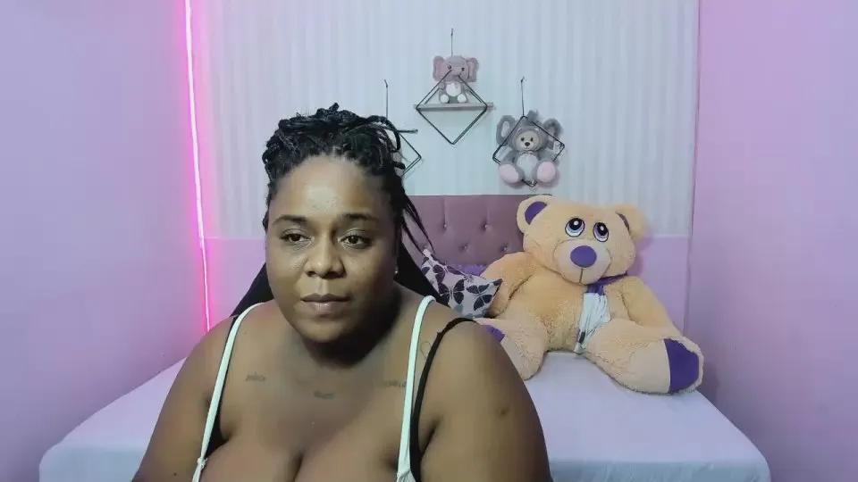 bbw_charlotee on Cam4 