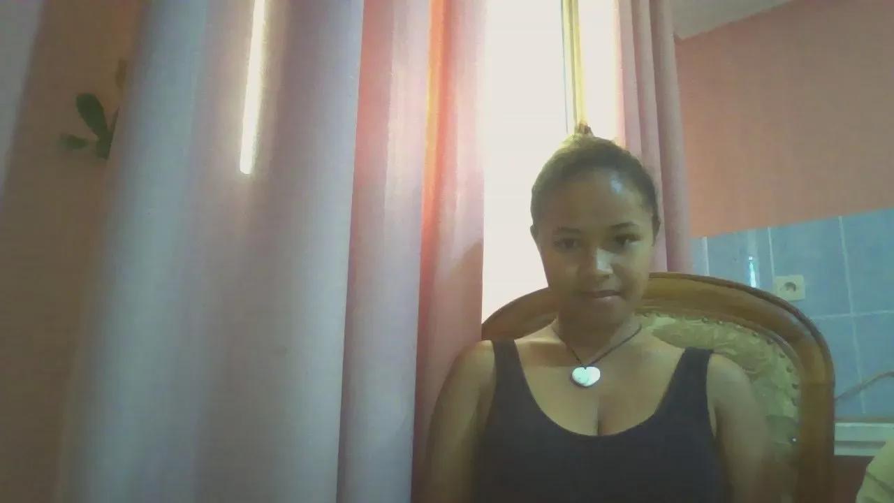 coconuts_sexy on Cam4 