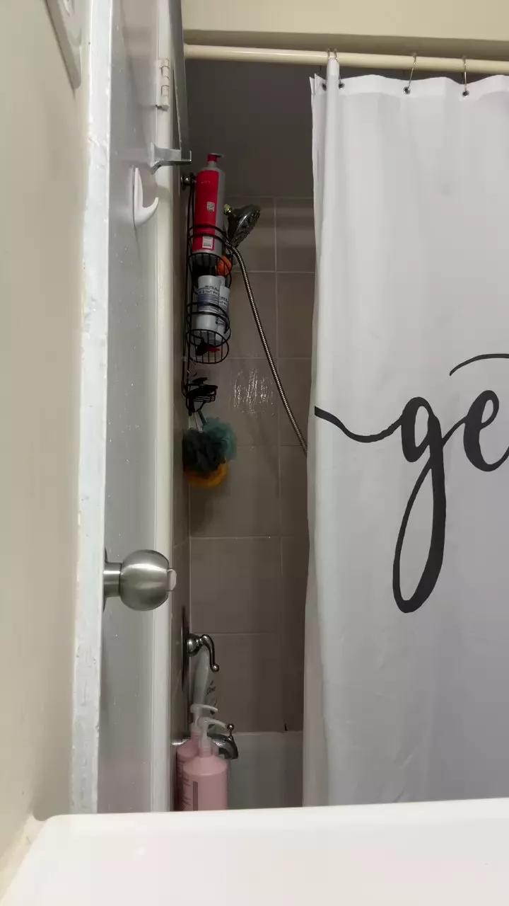 DaddyDick069 on Cam4 