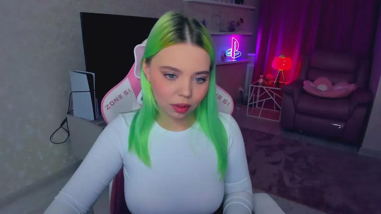 EnergyBunny_1 on Cam4 