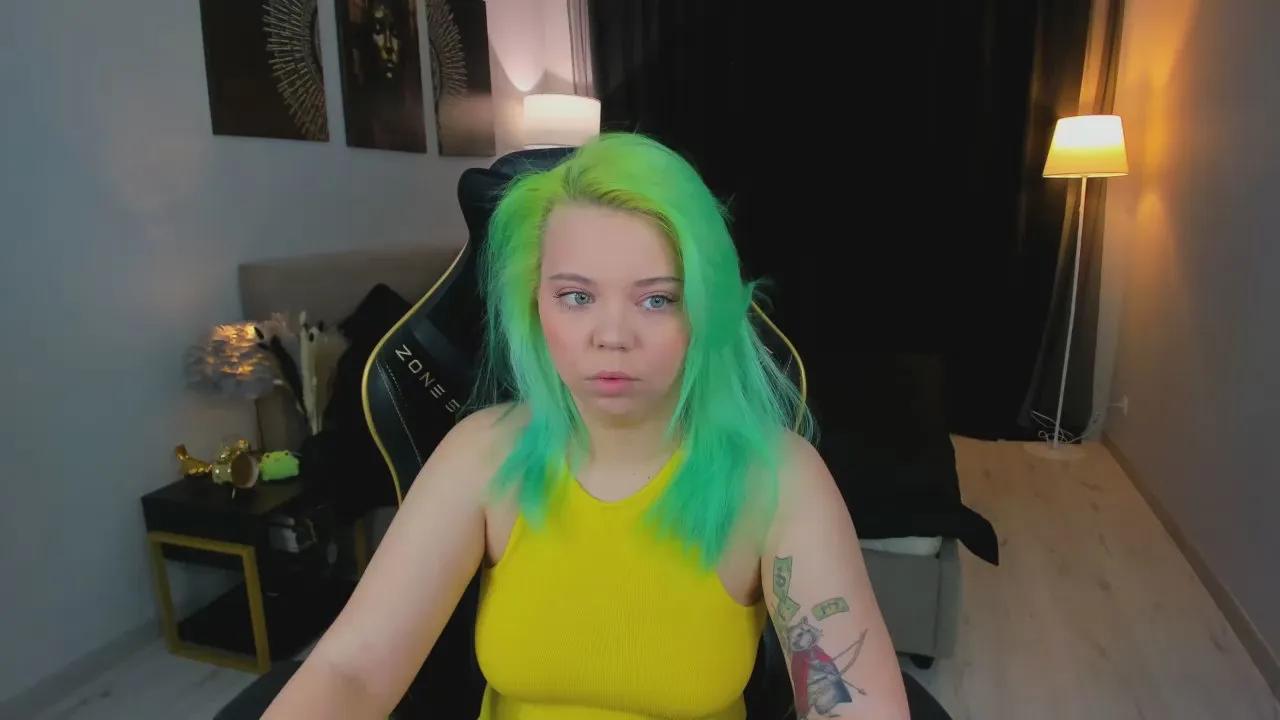 EnergyBunny_1 on Cam4 