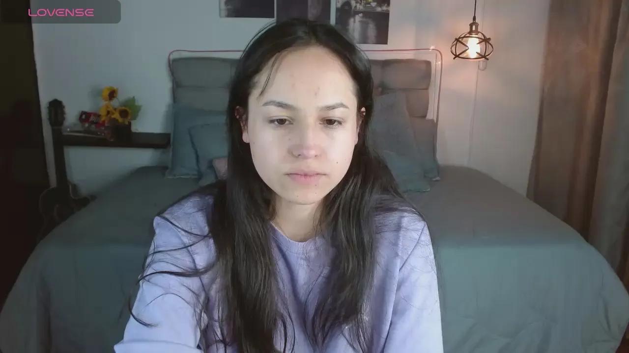 Eymmy_24 on Cam4 