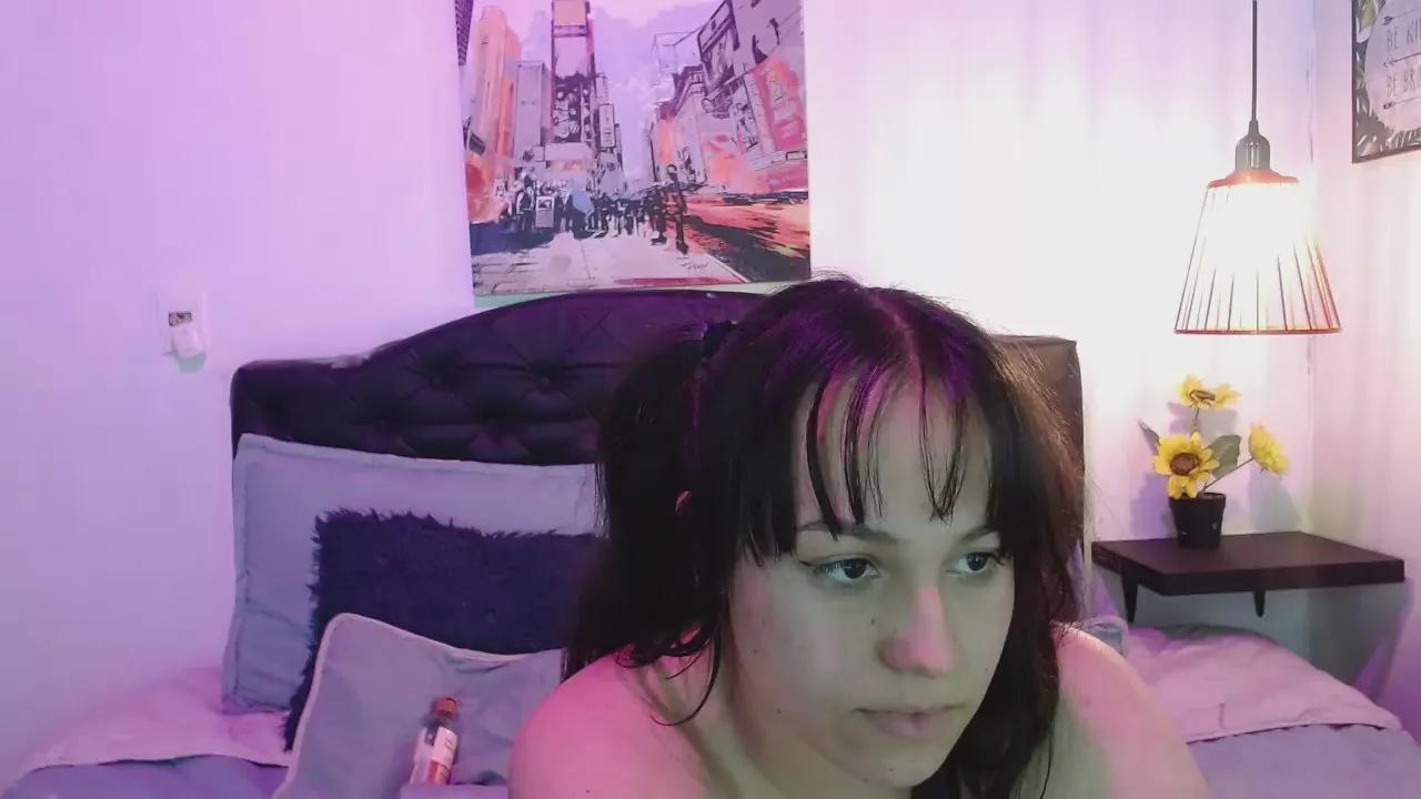 Eymmy_24 on Cam4 