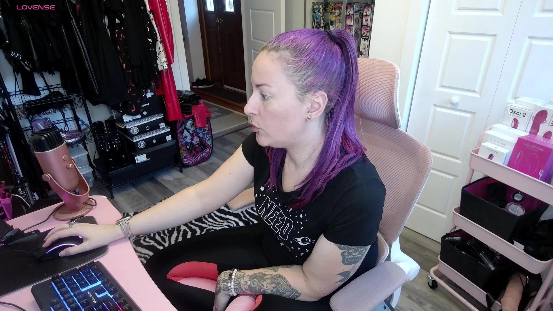 gennyrock on Cam4 