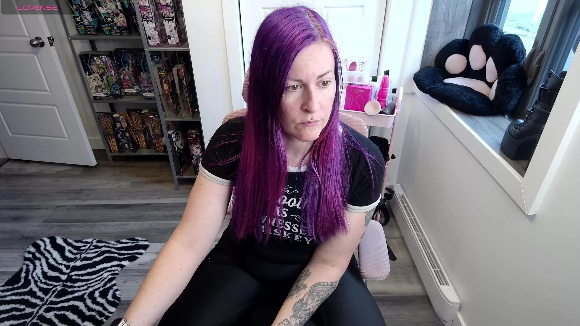 gennyrock on Cam4 