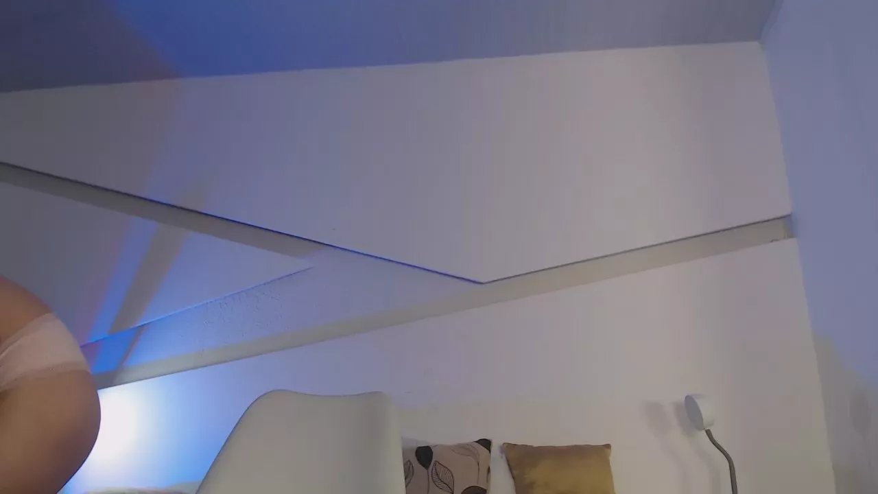 Hotlittlekitty1 on Cam4