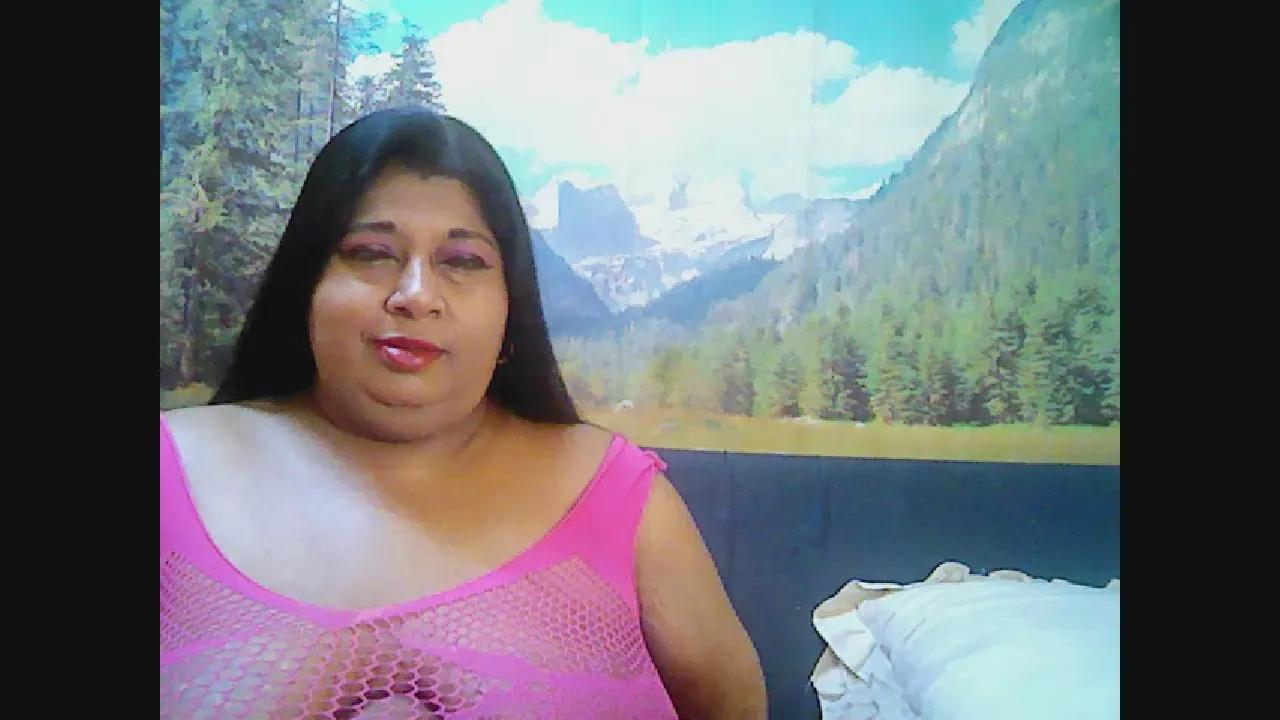Indianhon3y on Cam4 