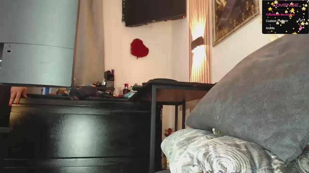 Ivvanna_Paris on Cam4 