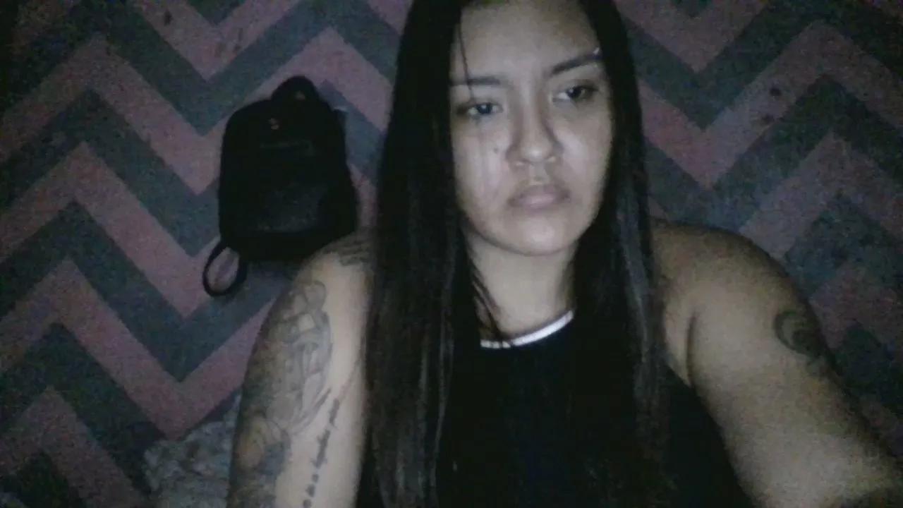 JennifersBodyy on Cam4 