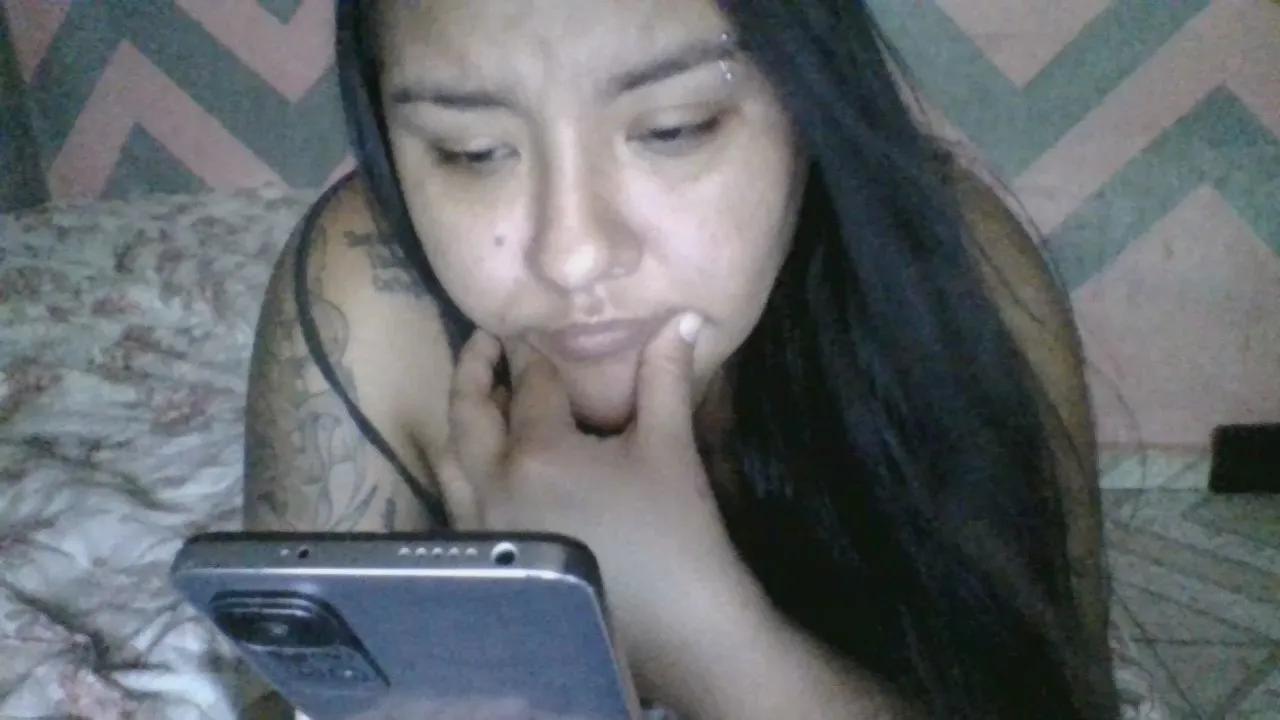 JennifersBodyy on Cam4 