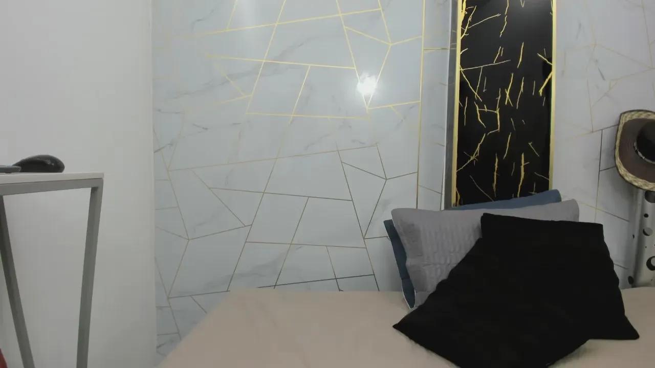 Jenny_Harrison on Cam4 