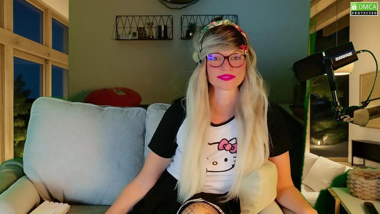Kittoucharme on Cam4 