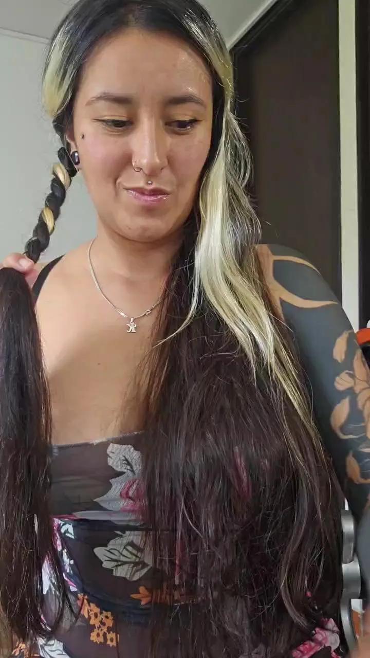 Kitty_goddess on Cam4 